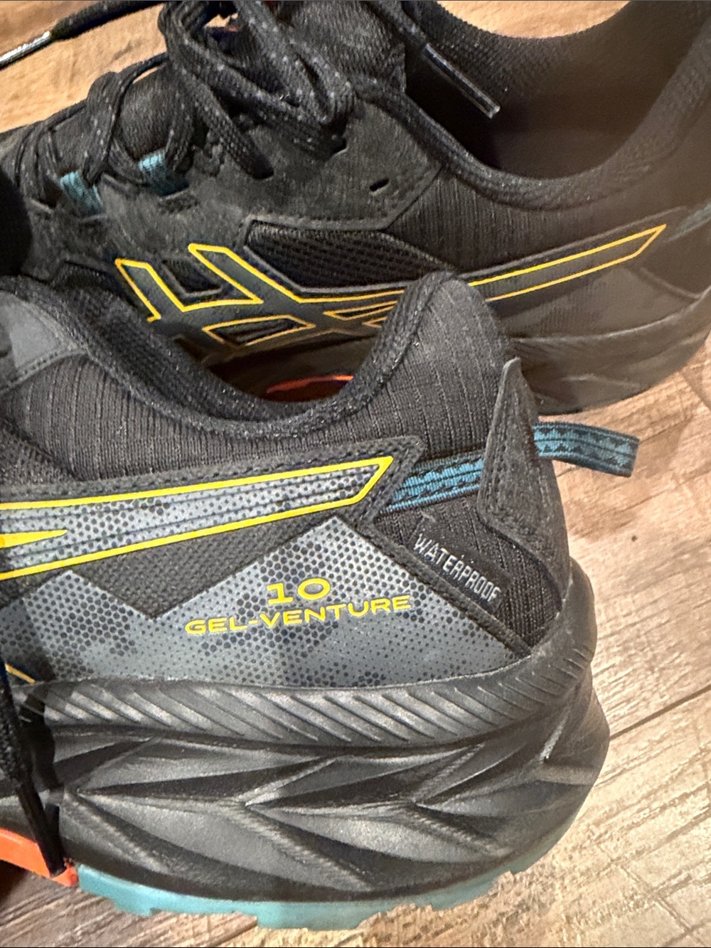 ASICS Black Athletic Trail Shoes with Yellow and Orange Accents Gel-venture - Picture 4 of 4